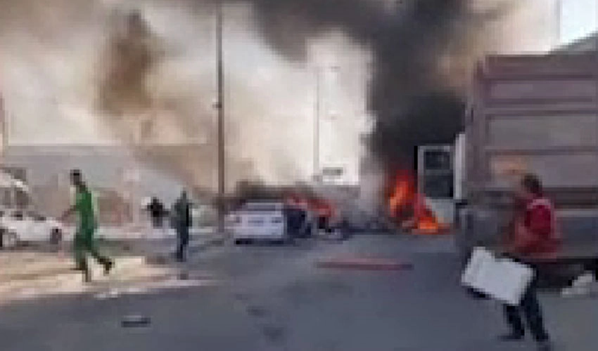 اسرائیلی طیاروں نے ایک بار پھر زخمیوں، بچوں کو لے جانیوالی ایمبولینس پر بم برسادئیے