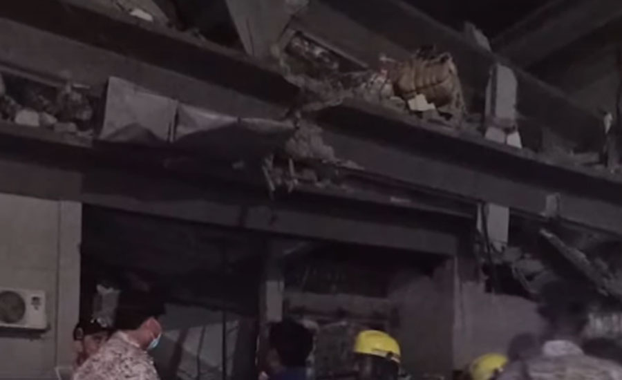 کراچی کے علاقے لانڈھی میں فیکٹری کی چھت گرنے کا واقعہ ، تین افراد کو بحفاظت نکال لیا گیا