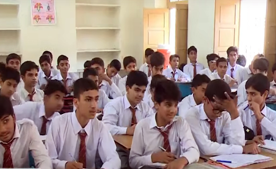 سندھ میں چھٹی سے آٹھویں تک کلاسز پچاس فیصد حاضری کے ساتھ کھل گئیں